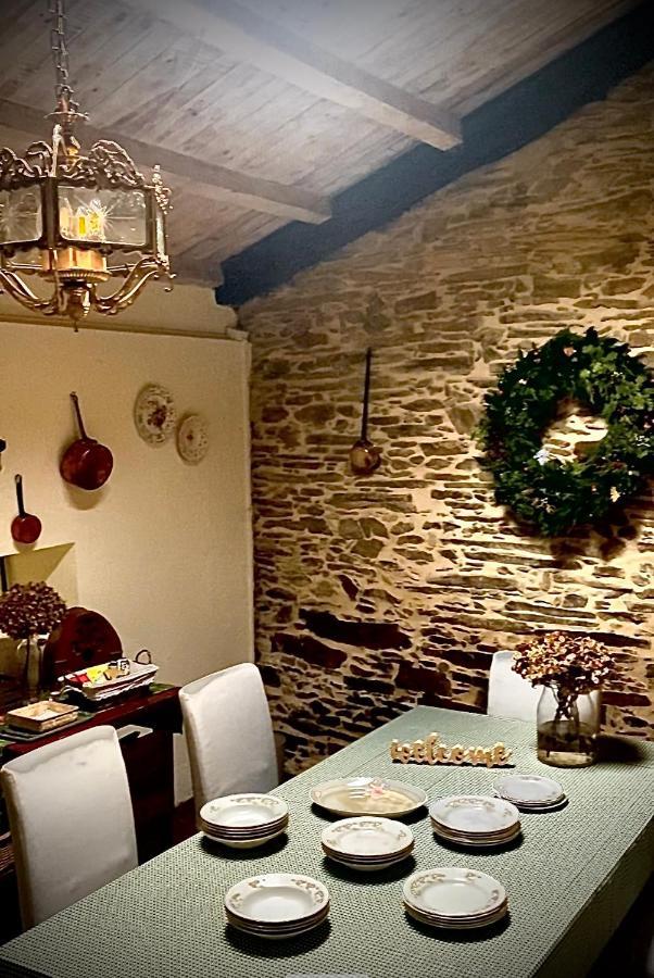 Casa Rural con precioso jardín cerca de la playa en Valdoviño Exterior foto