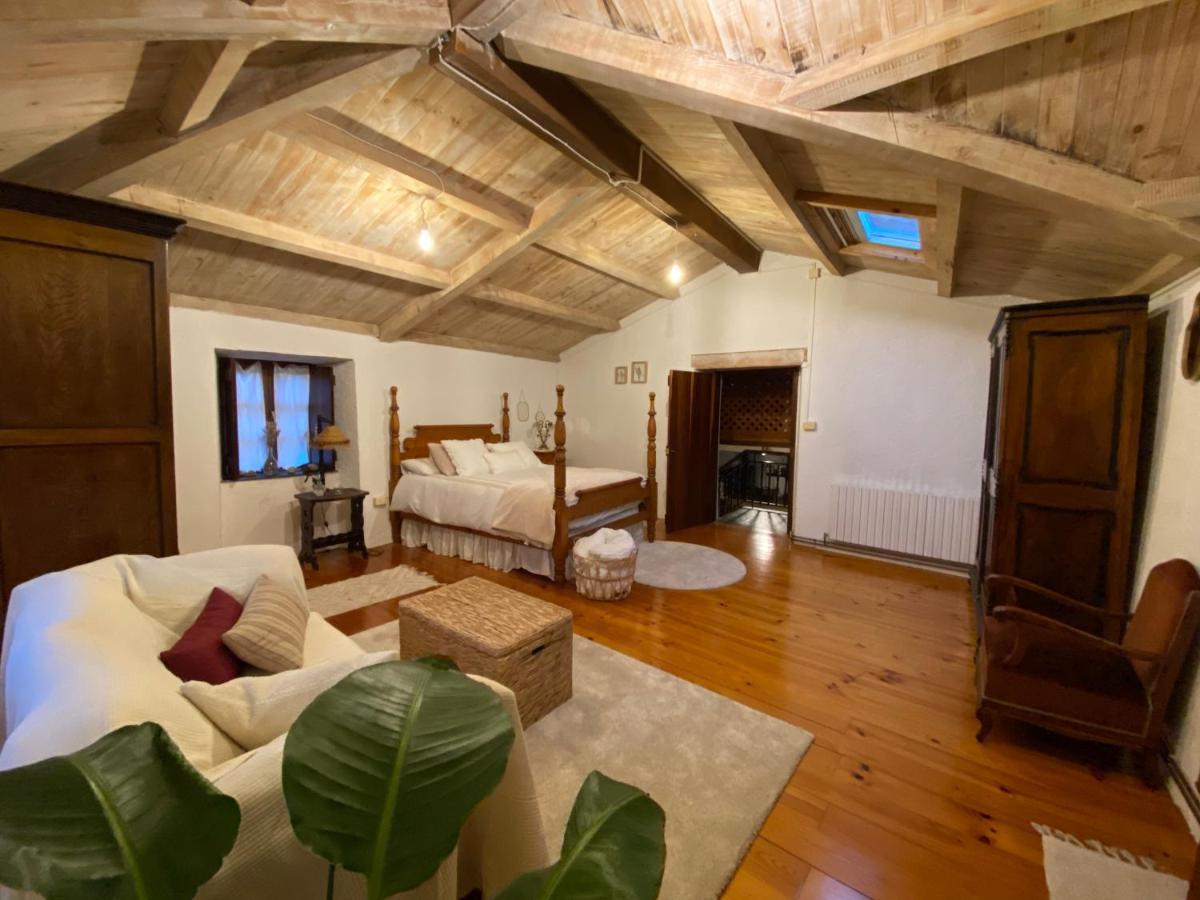 Casa Rural con precioso jardín cerca de la playa en Valdoviño Exterior foto